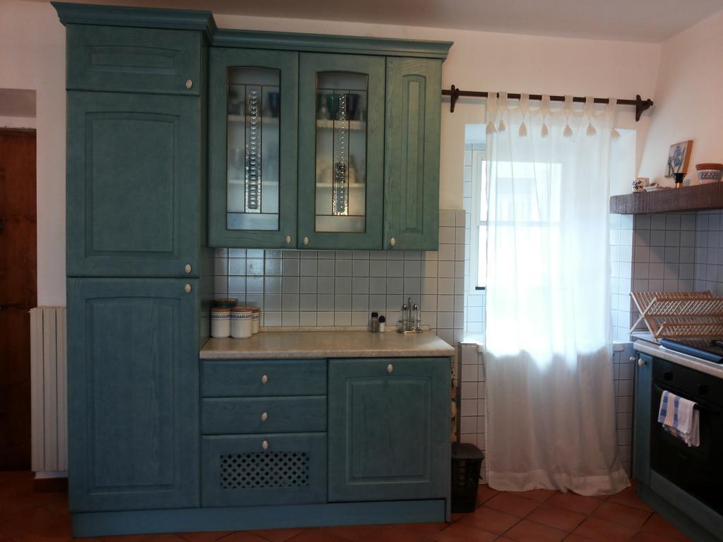 Green House - Blue House Civitella dʼAgliano Rum bild