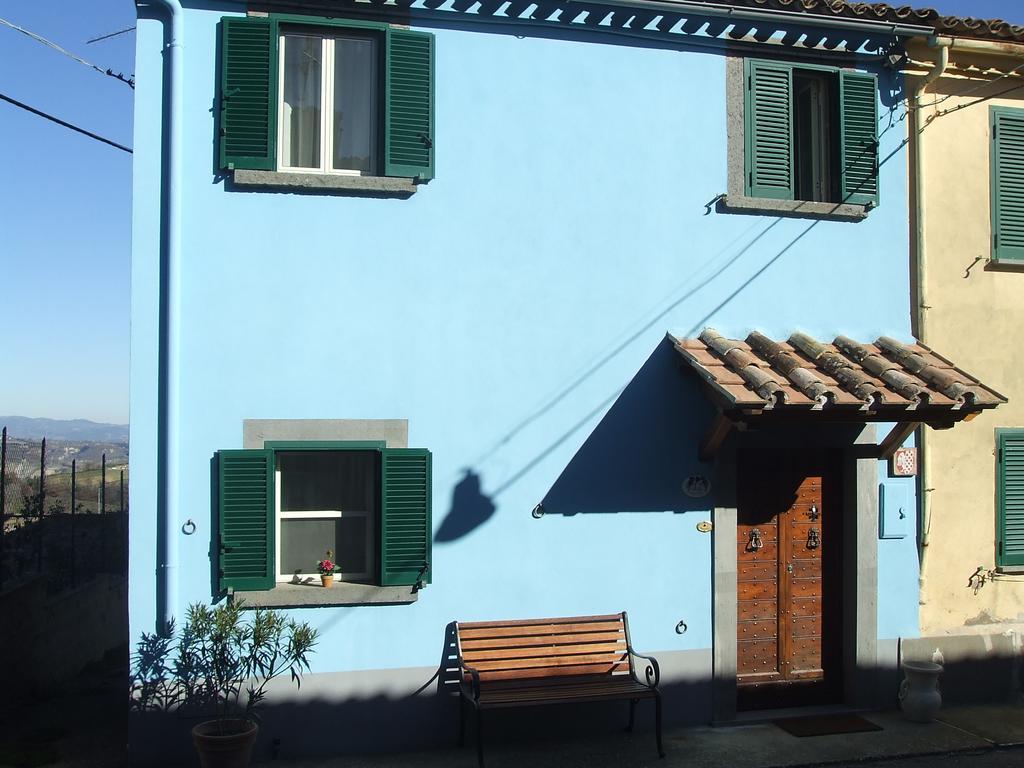 Green House - Blue House Civitella dʼAgliano Rum bild